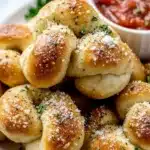 Homemade Garlic Knots Recipe