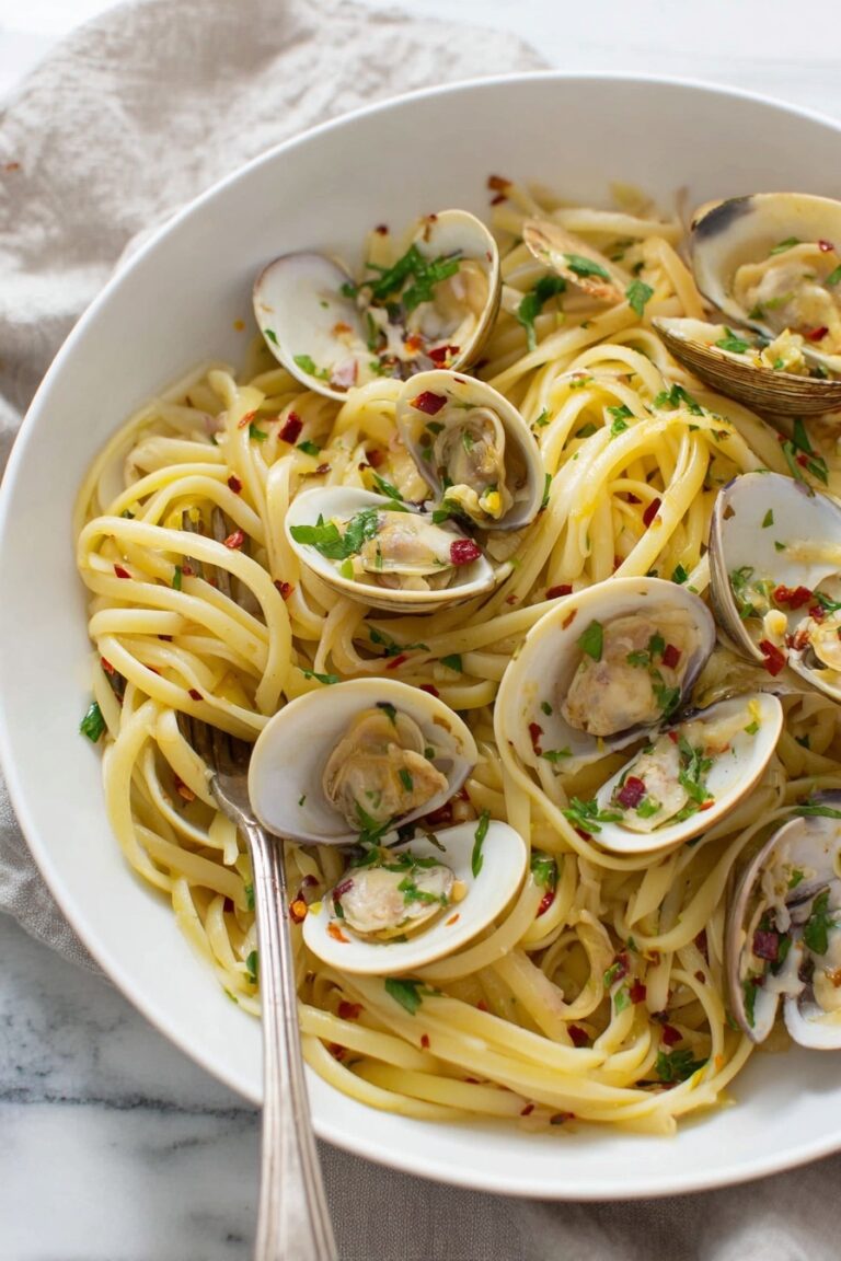Linguine with Clams in White Wine Sauce Recipe